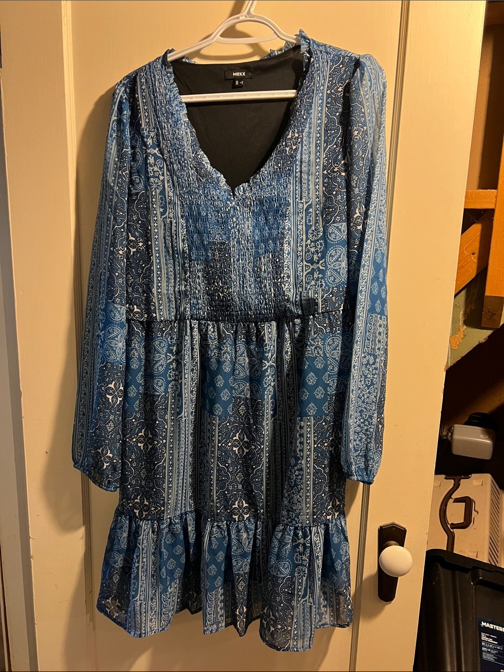 Mossimo Supply Co. Blue Paisley Long Sleeve Smocked Waist Dress